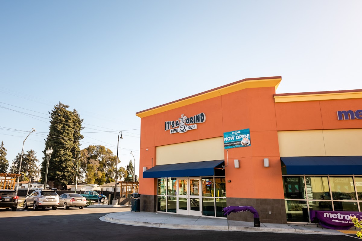 Oakland's Grind Coffee House
